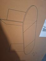 Ovale tafel nieuw, Ophalen