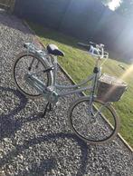 Oma fiets licht blauw, Fietsen en Brommers, Ophalen, Zo goed als nieuw, Cortina, Versnellingen