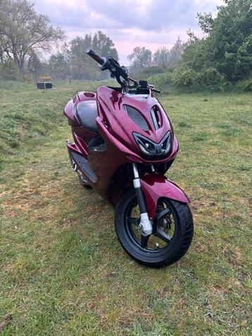 Yamaha Aerox A klasse in top staat, Aerox, 70 cm³, Comme neuf, Enlèvement