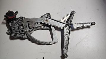 Raammechaniek linksvoor  incl. motor BMW 3 serie E30 sedan t beschikbaar voor biedingen