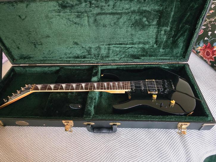 Vintage Jackson ( MIJ ) 30 years old , Lefty ., Musique & Instruments, Instruments à corde | Guitares | Électriques, Comme neuf