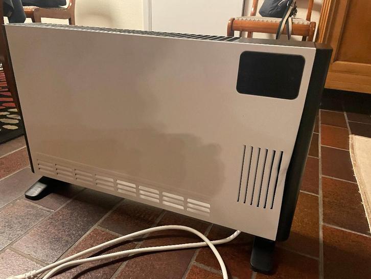 Convecteur de chauffage NEUF Eurom Safe-T-Convect 2400W, Doe-het-zelf en Bouw, Verwarming en Radiatoren, Zo goed als nieuw, Radiator