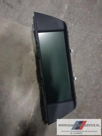 BMW 5er F10  navigatiescherm 2010 cic 9227561 beschikbaar voor biedingen