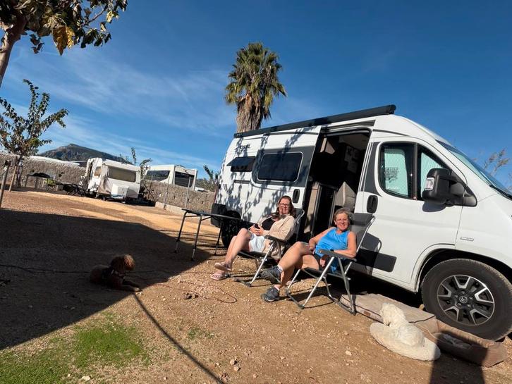 Camper possl 2win plus 2023, Caravans en Kamperen, Mobilhomes, Particulier, Ringverwarming, Douche, Luifel, Ophalen