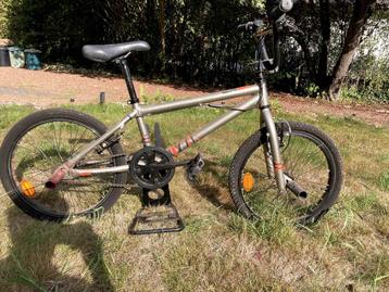BMX-DOEKJE 320 beschikbaar voor biedingen