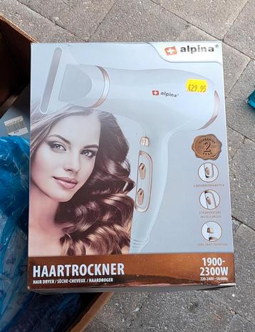Haardroger beschikbaar voor biedingen