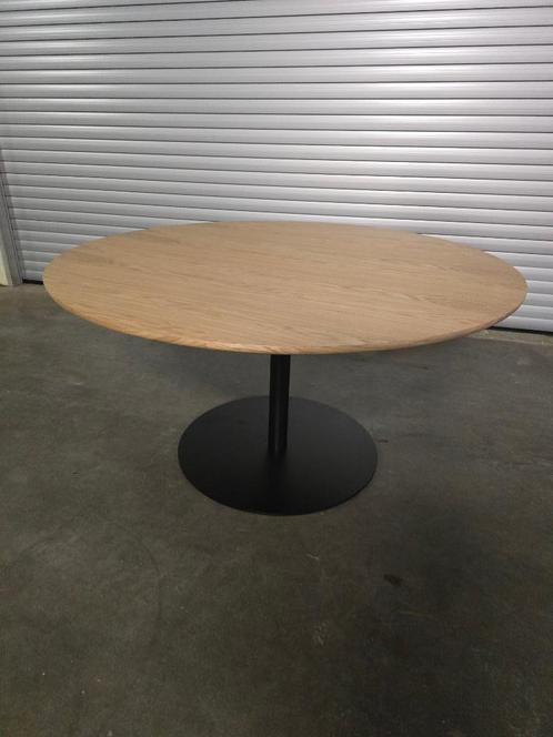 Ronde tafel eikveneer 150cm diameter €500, Huis en Inrichting, Tafels | Eettafels, Nieuw, Ophalen