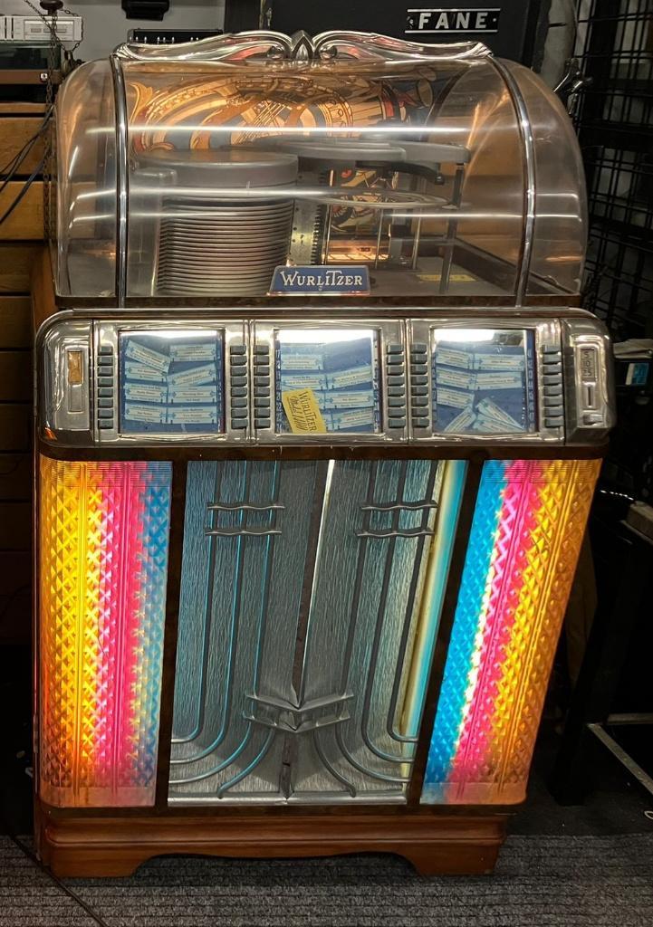 wurlitzer 1400 1951 jukebox opknapper ruil oldtimer kan ook, Collections, Machines | Jukebox, Utilisé, Wurlitzer, 1950 à 1960