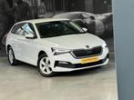 Skoda Scala 1.0 TSI Active * PDC Achter * Apple & Android, Auto's, Skoda, Voorwielaandrijving, Euro 6, Wit, Particulier
