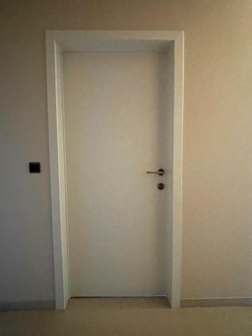 11 binnendeuren met omlijsting, diverse afmetingen, Doe-het-zelf en Bouw, Deuren en Vliegenramen, Gebruikt, Binnendeur, Hout, Ophalen
