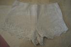 ZARA Trafaluc Short onderaan kant Ecru XS, Kort, Ophalen of Verzenden, Zo goed als nieuw, Maat 34 (XS) of kleiner