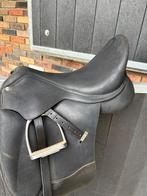 Wintec pro cair 17,5 inch dressuur zadel, Dieren en Toebehoren, Ophalen, Gebruikt, Dressuur