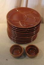 12 grandes assiettes gastronomiques fines + 2 casseroles, Enlèvement ou Envoi, Comme neuf, Poterie, Assiettes(s)