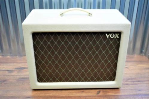 Vox V112TV Gitaar Cabinet Celestion 12" Luidspreker, Muziek en Instrumenten, Versterkers | Bas en Gitaar, Gebruikt, Gitaar, Minder dan 50 watt