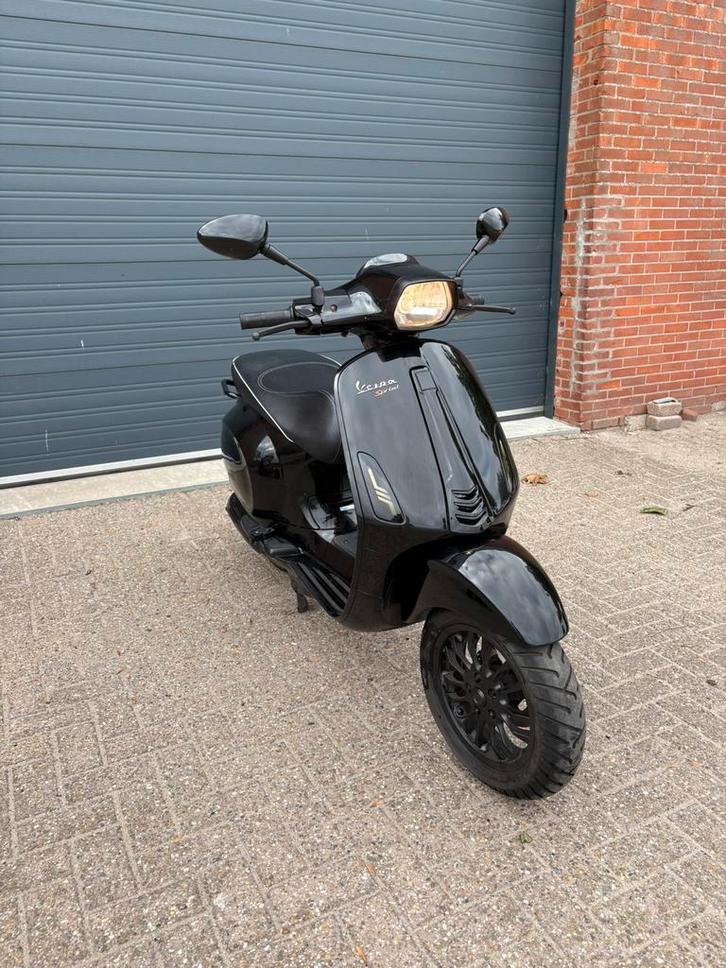 Vespa sprint, Fietsen en Brommers, Scooters | Vespa, Gebruikt, Vespa S, Klasse A (25 km/u), Benzine, Ophalen