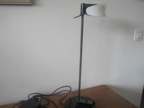 Lampe design vintage Arteluce modèle Fritz 1980, Maison & Meubles, Lampes | Lampes de table, Synthétique, Métal, Enlèvement ou Envoi