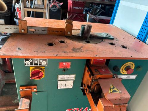 Plooi- en knipmachine, Doe-het-zelf en Bouw, Gereedschap | Overige machines, Zo goed als nieuw, Ophalen