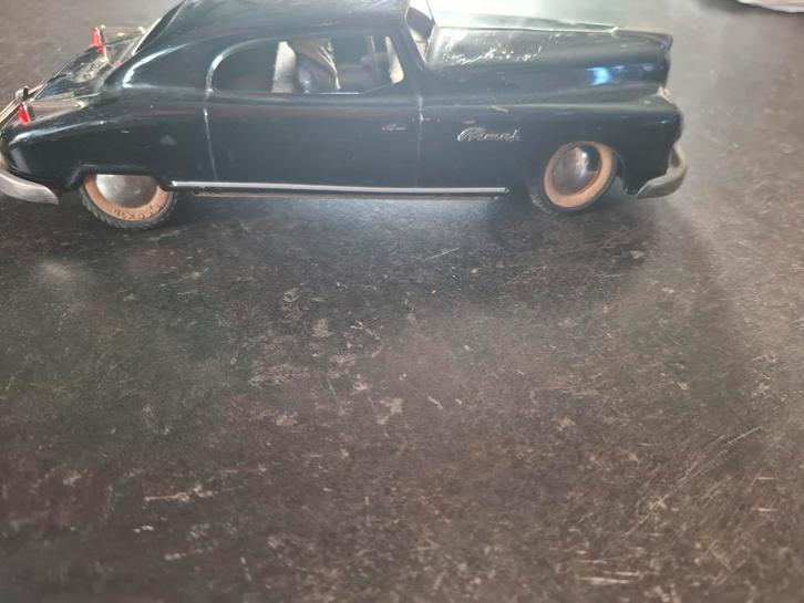 Ancienne voiture avec personnages, Antiek en Kunst, Antiek | Speelgoed, Ophalen