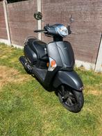 Kymco like 125cc weinig km max 90km, Fietsen en Brommers, Ophalen, Zo goed als nieuw
