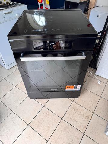 Whirlpool Fornuis - inductiekookplaat en stoomoven - A label beschikbaar voor biedingen