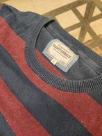 T-shirt et polo., Enlèvement, Chemise