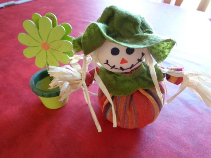 Bonhomme + 1 petit pot pour déco., Hobby en Vrije tijd, Feestartikelen, Zo goed als nieuw, Ophalen of Verzenden