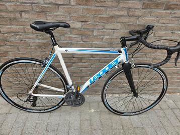 Koersfiets Nieuw.
 beschikbaar voor biedingen