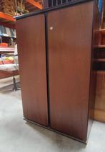 Retro.vintage bureel kasten met bureau, Huis en Inrichting, Kasten | Roldeurkasten en Archiefkasten, Ophalen, Zo goed als nieuw