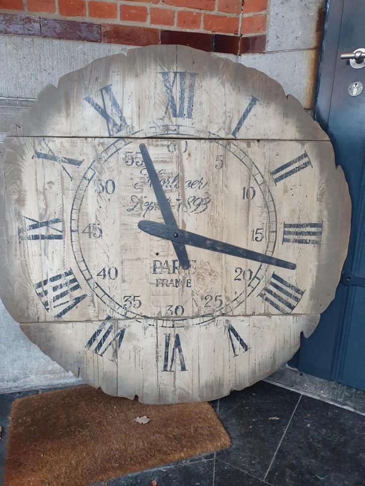 Grote Decoratieve Wandklok - Country Corner, Huis en Inrichting, Woonaccessoires | Klokken, Wandklok, Ophalen