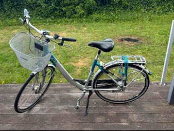 Damesfiets giant dentro beschikbaar voor biedingen
