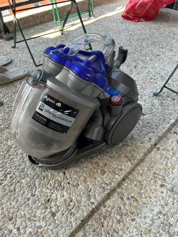 Aspirateur Dyson pour pièces  beschikbaar voor biedingen
