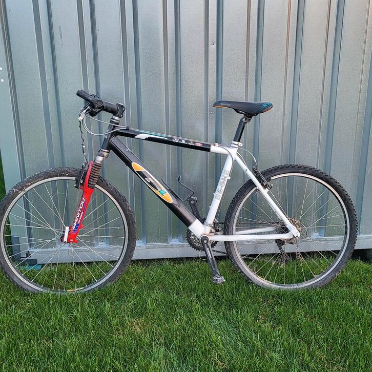 Mountainbike Be One team repic, Fietsen en Brommers, Fietsen | Mountainbikes en ATB, Zo goed als nieuw, Heren, Overige merken