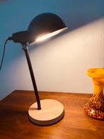 zwart metaal hout, Ophalen, Elektrisch, Zo goed als nieuw, Bureau
