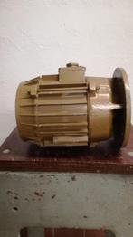 DRIEFASIGE ELEKTROMOTOR (UNELEC), Doe-het-zelf en Bouw, Motoren, Ophalen, Gebruikt, Elektromotor