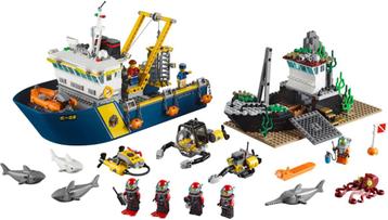 LEGO city 60095 boot, wrak en duikers