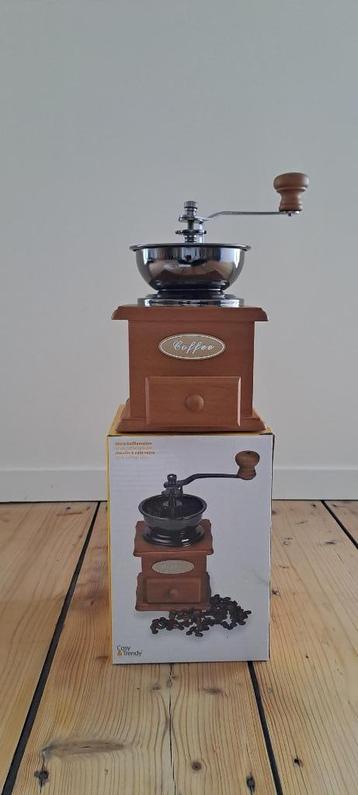 Retro koffiemolen Cosy & Trendy  beschikbaar voor biedingen