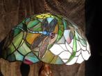 Grote Tiffany-lamp, Ophalen