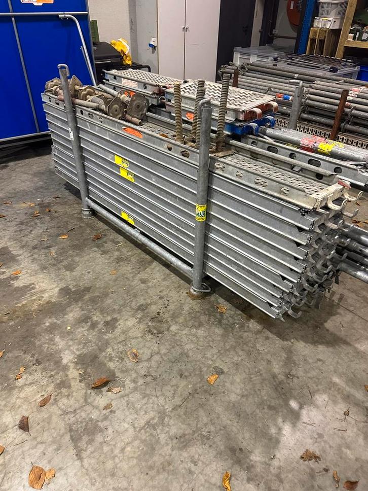 Stelling, Doe-het-zelf en Bouw, Steigers, Gebruikt, Gevelsteiger, 5 meter of hoger, Ophalen of Verzenden