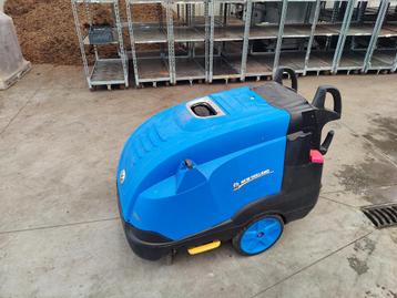 New Holland Kärcher hogedrukreiniger, Tuin en Terras, Hogedrukreinigers, Ophalen