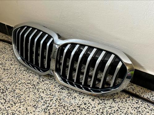 BMW F40 1-SERIE GRILL LUXURY LINE ORIGINEEL, Auto-onderdelen, Carrosserie, Bumper, BMW, Voor, Gebruikt, Ophalen