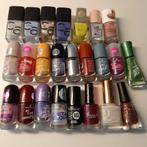 24 stuks nagellak, Handtassen en Accessoires, Uiterlijk | Cosmetica en Make-up, Ophalen of Verzenden, Zo goed als nieuw