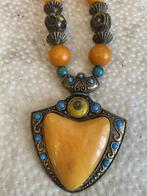 Tibetan Necklace with Yellow Stone Egg, Handtassen en Accessoires, Antieke sieraden, Ophalen of Verzenden, Overige materialen