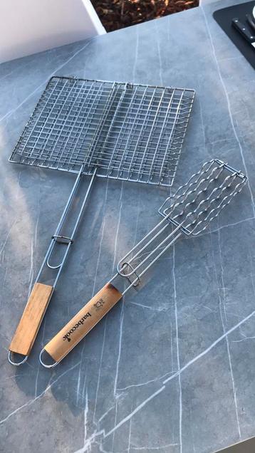 Barbecuerooster beschikbaar voor biedingen