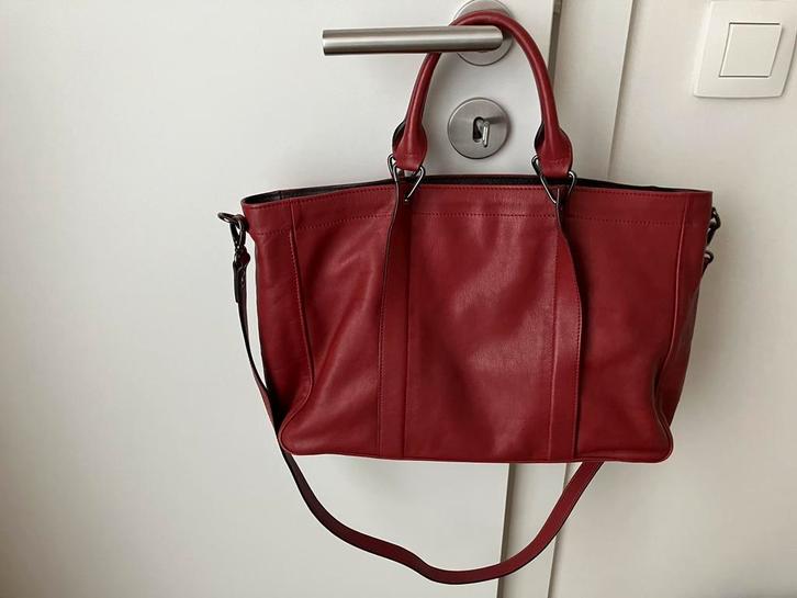 Longchamp handtas, Handtassen en Accessoires, Tassen | Damestassen, Zo goed als nieuw, Schoudertasje, Overige kleuren, Ophalen