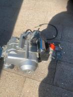 Quad motor 124 cc automaat, Fietsen en Brommers, Ophalen, Zo goed als nieuw