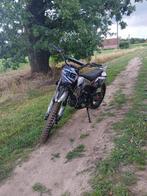 crossmotor 250cc, Vélos & Vélomoteurs, Cyclomoteurs | Cyclomoteurs de cross, Enlèvement, Comme neuf