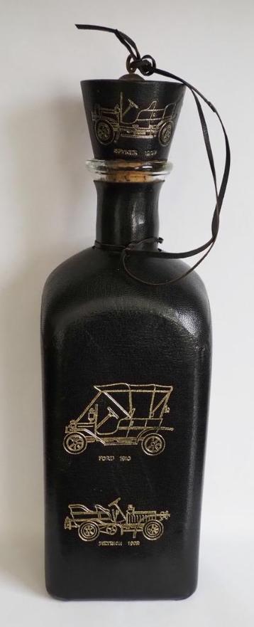 Mallorcaanse glazen fles bekleed met zwart lee