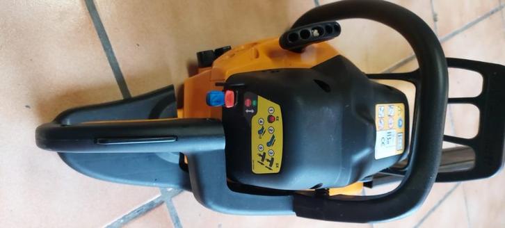 Thermische kettingzaag Mc Culloch, Doe-het-zelf en Bouw, Gereedschap | Zaagmachines, Zo goed als nieuw, Kettingzaag, Ophalen