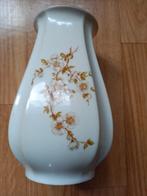 Petit vase en porcelaine K.P.M > joliment décoré, Antiquités & Art, Enlèvement ou Envoi
