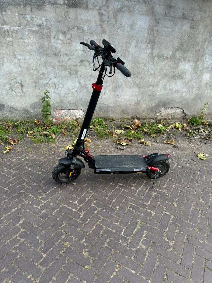 elektrische step iscooter ix3 €420, Fietsen en Brommers, Steps, Zo goed als nieuw, Ophalen
